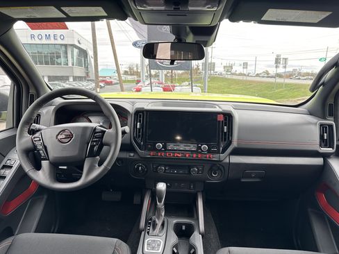 New 2026 Nissan Frontier PRO-4X w/ Pro-4x Convenience Package image 9
