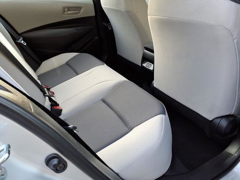 Certified 2023 Toyota Corolla LE image 10