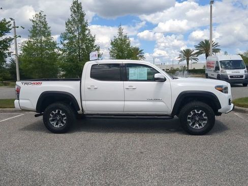 Certified 2021 Toyota Tacoma TRD Off-Road w/ TRD Premium Off Road Package AWD/4WD image 3