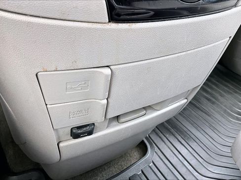Used 2014 Honda Odyssey EX image 31