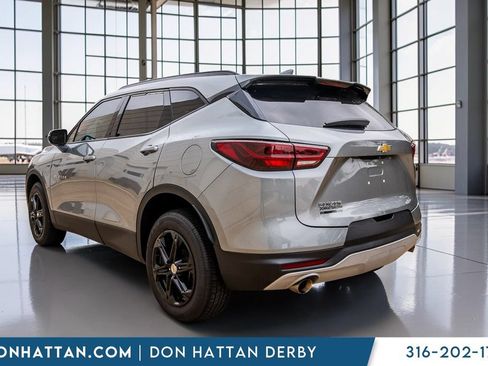 Used 2023 Chevrolet Blazer LT FWD image 34