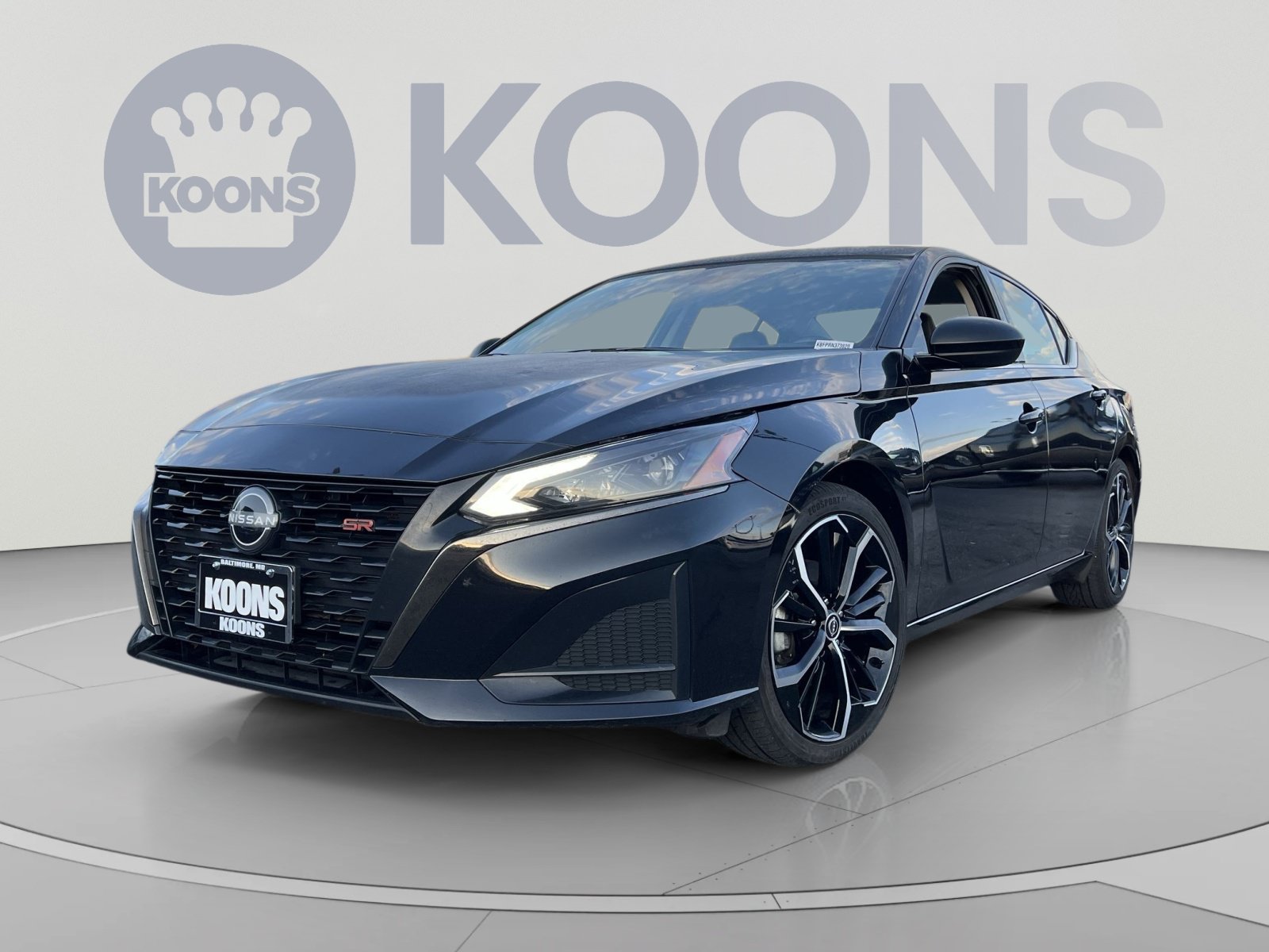 Used 2024 Nissan Altima 2.5 SR FWD image 1