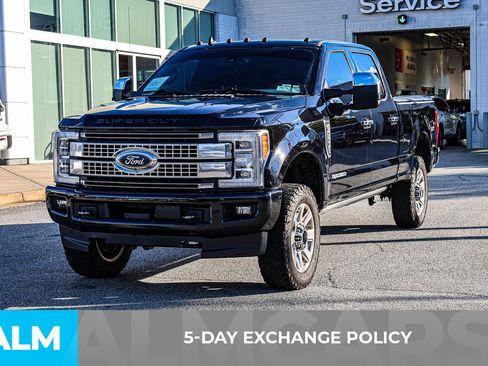 Used 2019 Ford F250 Platinum w/ Platinum Ultimate Package image 4
