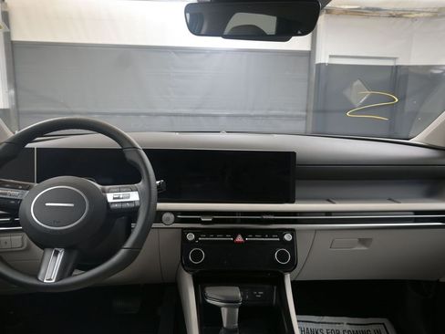 Certified 2025 Hyundai Tucson SEL image 22