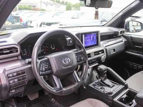 Used 2024 Toyota Tacoma SR5 AWD/4WD image 16