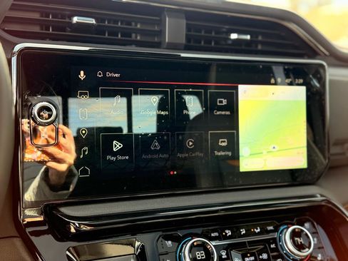 Used 2025 GMC Sierra 2500 AT4 w/ AT4 Premium Plus Package image 22