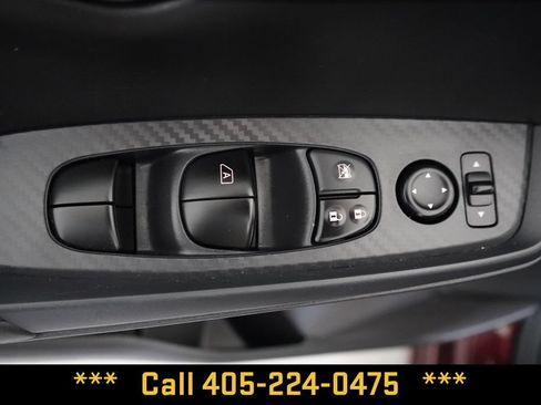 Used 2025 Nissan Sentra SV FWD image 27