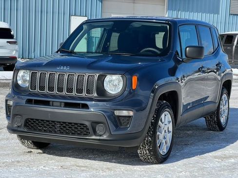 Used 2023 Jeep Renegade Latitude image 37