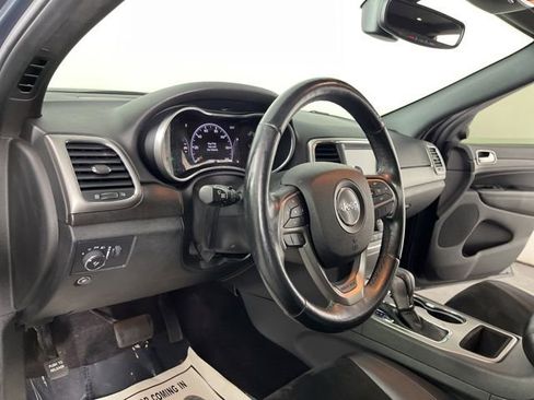 Used 2017 Jeep Grand Cherokee Altitude AWD/4WD image 20