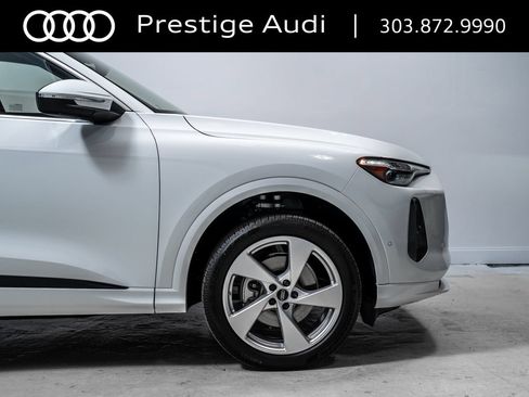 Used 2025 Audi Q5 Premium Plus w/ Premium Plus AWD/4WD image 12