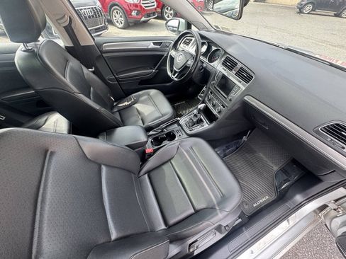 Used 2017 Volkswagen Golf Alltrack SE AWD/4WD image 24