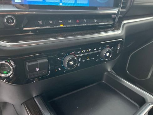 Used 2025 Chevrolet Silverado 2500 LT w/ Trail Boss Package image 15