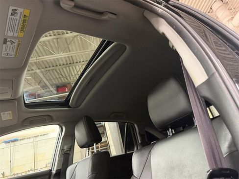 Used 2016 Acura RDX AWD w/ Advance Package image 39