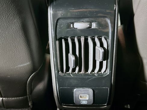 Used 2023 Jeep Compass Latitude image 26