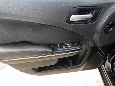 Used 2017 Dodge Charger R/T RWD image 16