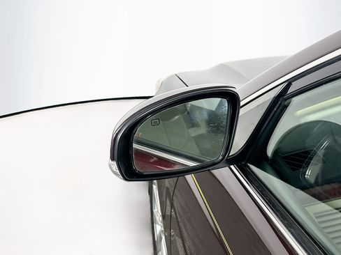 Used 2011 Toyota Avalon Limited FWD image 16
