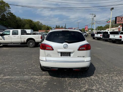 Used 2017 Buick Enclave Leather image 6
