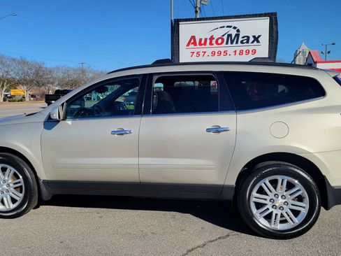 Used 2014 Chevrolet Traverse LT w/ All-Star Edition image 2