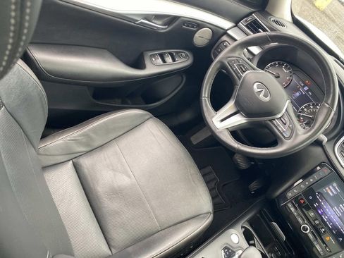 Used 2021 INFINITI QX50 Sensory image 30