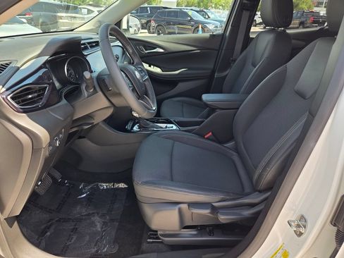 Used 2023 Buick Encore GX Preferred FWD image 4