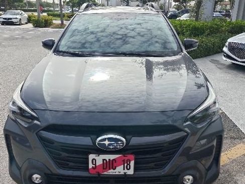 Used 2024 Subaru Outback Premium AWD/4WD image 5