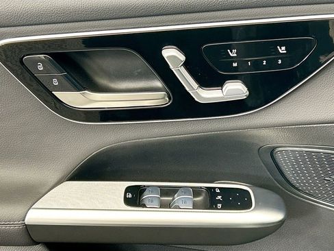 Certified 2026 Mercedes-Benz GLC 300 image 21