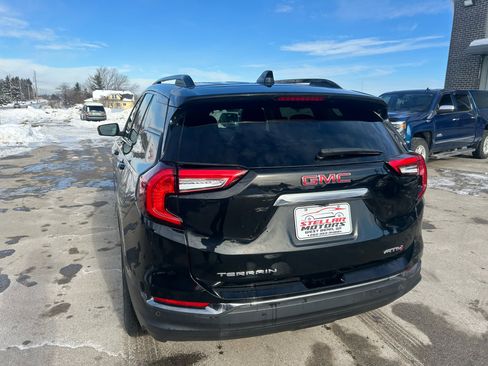 Used 2022 GMC Terrain AT4 w/ Infotainment Package II image 6