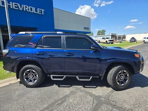Used 2024 Toyota 4Runner TRD Off-Road Premium w/ Moonroof Package AWD/4WD image 2