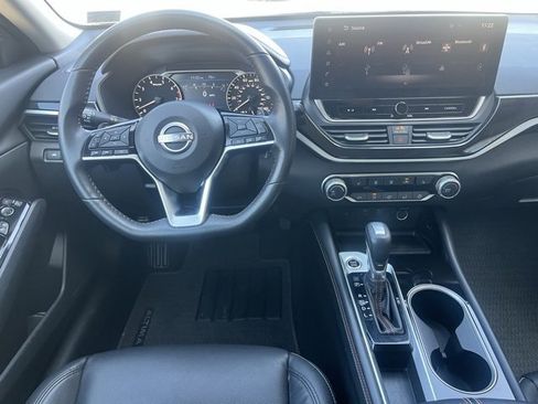 Certified 2024 Nissan Altima 2.5 SR w/ SR Premium Package image 19