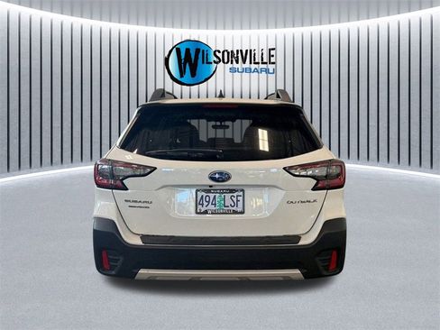 Used 2021 Subaru Outback Limited image 5