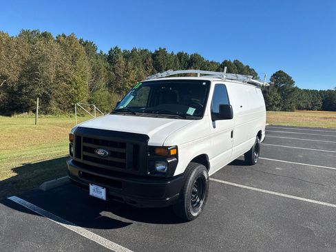 Used 2013 Ford E-250 and Econoline 250 E-250 w/ PWR Group image 13