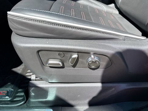 Used 2025 GMC Sierra 1500 AT4X image 14