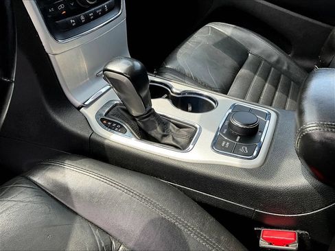 Used 2018 Jeep Grand Cherokee Limited AWD/4WD image 21
