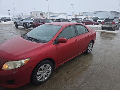 Used 2009 Toyota Corolla XLE image 4