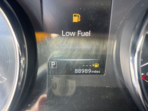 Used 2017 Nissan Rogue Sport SV w/ SV All-Weather Package image 64