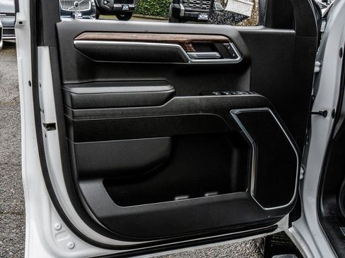 Used 2023 GMC Sierra 1500 SLE AWD/4WD image 25