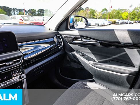 Used 2025 Kia Seltos S FWD image 46