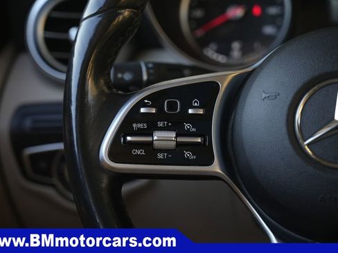 Used 2022 Mercedes-Benz GLC 300 4MATIC w/ Premium Package Lite image 47