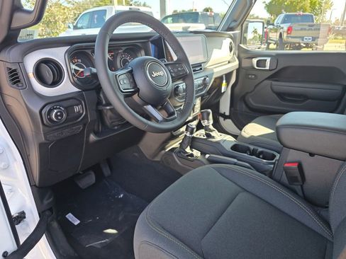 New 2026 Jeep Gladiator Sport image 13