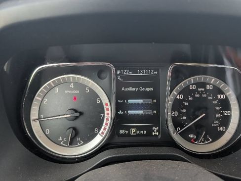 Used 2017 Nissan Titan PRO-4X AWD/4WD image 14