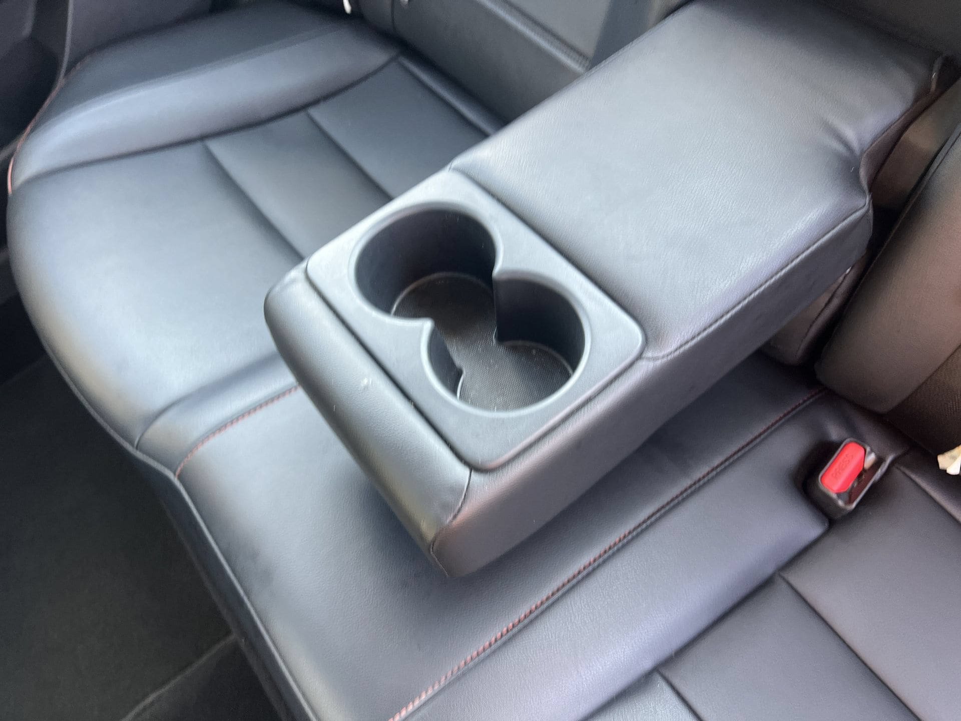Used 2025 Nissan Sentra SR w/ SR Premium Package FWD image 20