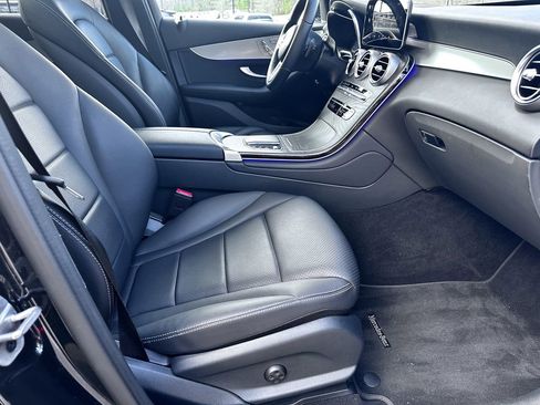 Certified 2022 Mercedes-Benz GLC 300 image 37