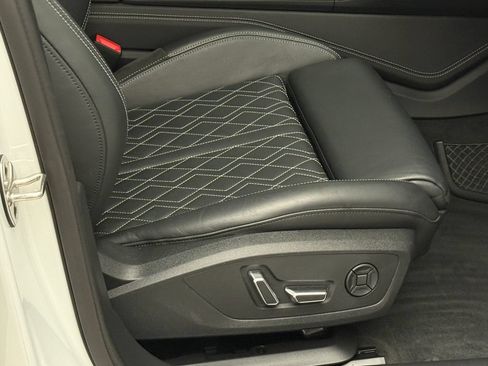 Used 2020 Audi S6 Premium Plus w/ S Sport Package AWD/4WD image 23