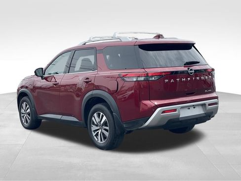 Certified 2023 Nissan Pathfinder SL AWD/4WD image 3