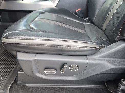 Used 2020 Ford F350 Platinum image 28