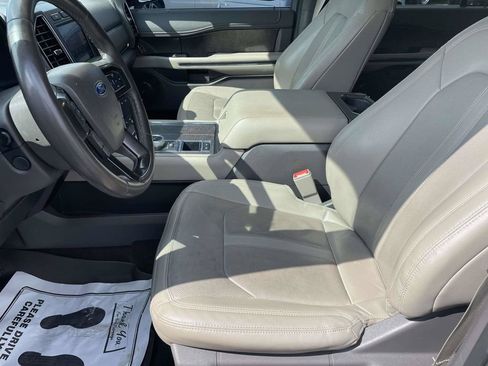 Used 2021 Ford Expedition Limited RWD image 13
