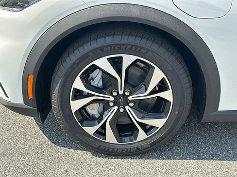 New 2026 Ford Mustang Mach-E Select image 40