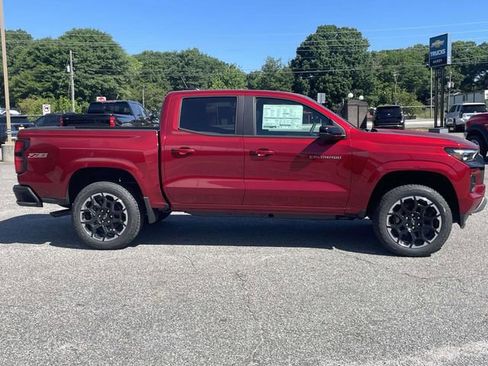 New 2026 Chevrolet Colorado Z71 w/ Technology Package AWD/4WD image 2