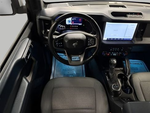 Used 2022 Ford Bronco Outer Banks image 13