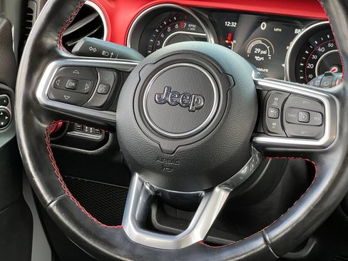 Used 2020 Jeep Wrangler Unlimited Rubicon AWD/4WD image 27
